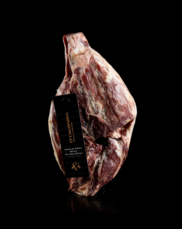 Ibérico-schinken aus eichelmast 50 % iberische rasse (entbeint)