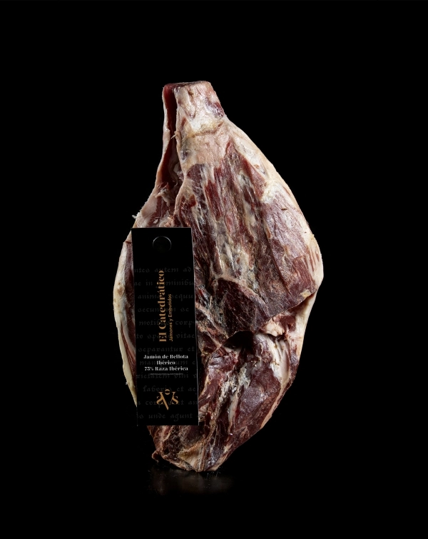 Ibérico-schinken aus eichelmast 75 % iberische rasse (entbeint)