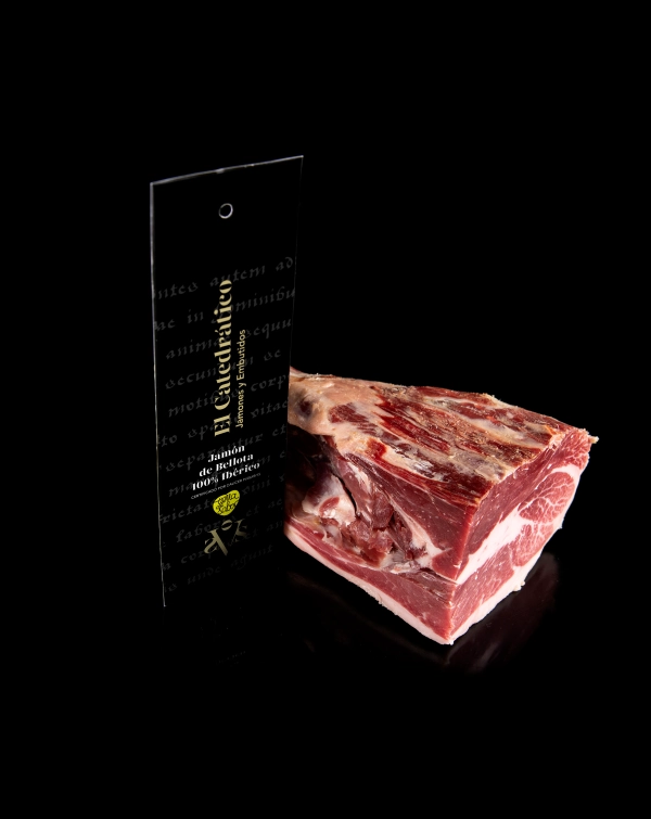 Ibérico-schinkenstück aus eichelmast 100 % iberische rasse