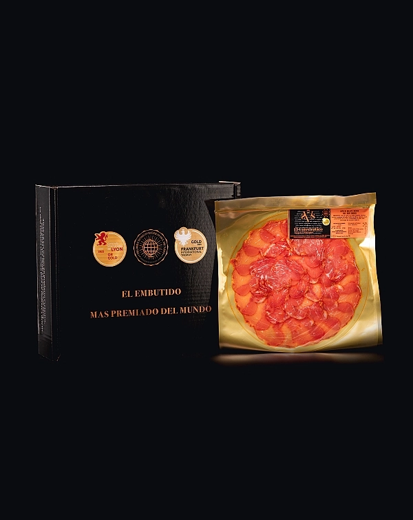 Pakete mit 100% eichelmastschweinefleisch